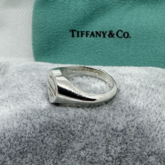 Tiffany & Co. Silver Heart Signet Ring - Picture 12 of 16